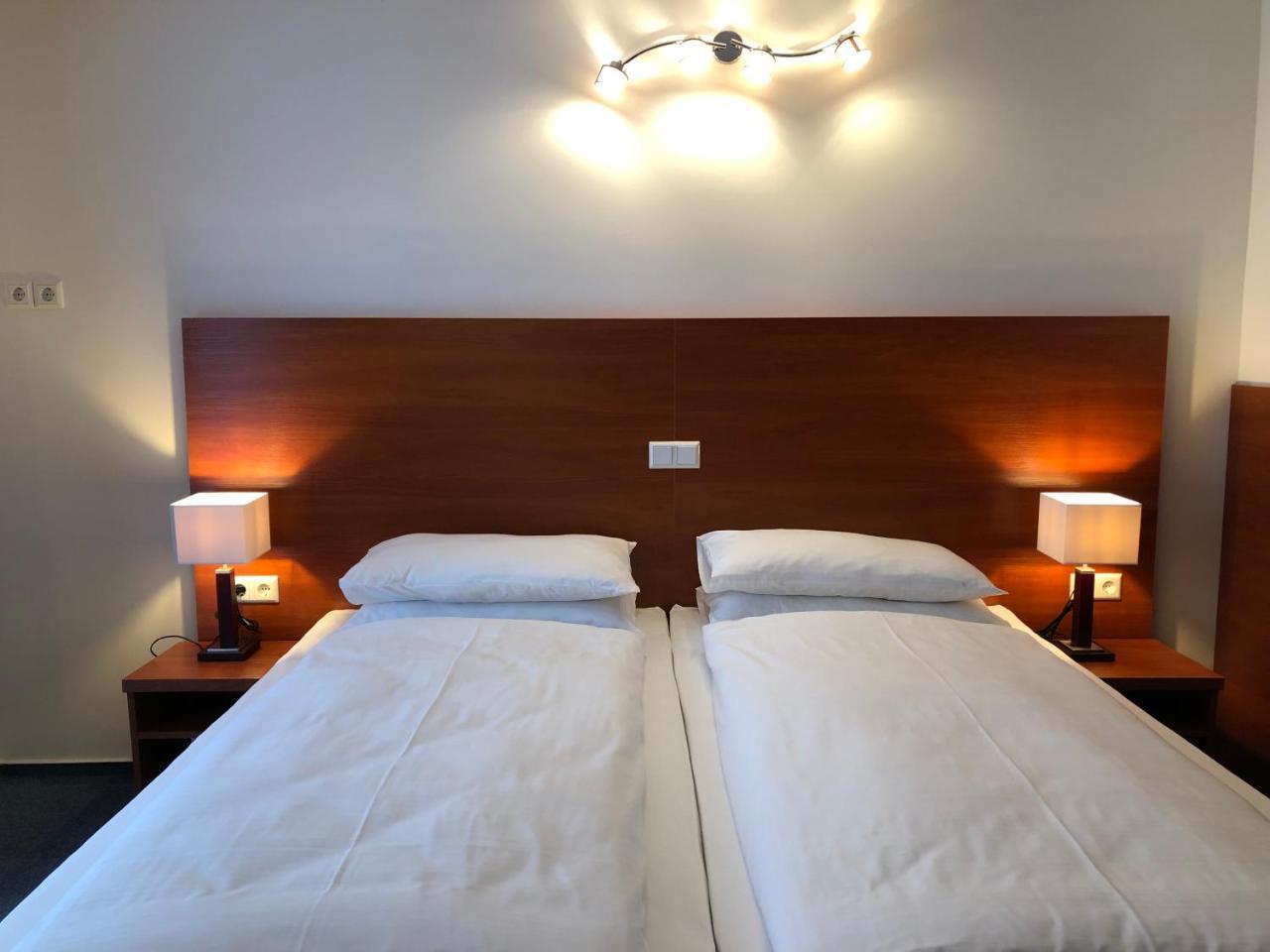Hotel Mirabell Erlangen Kültér fotó